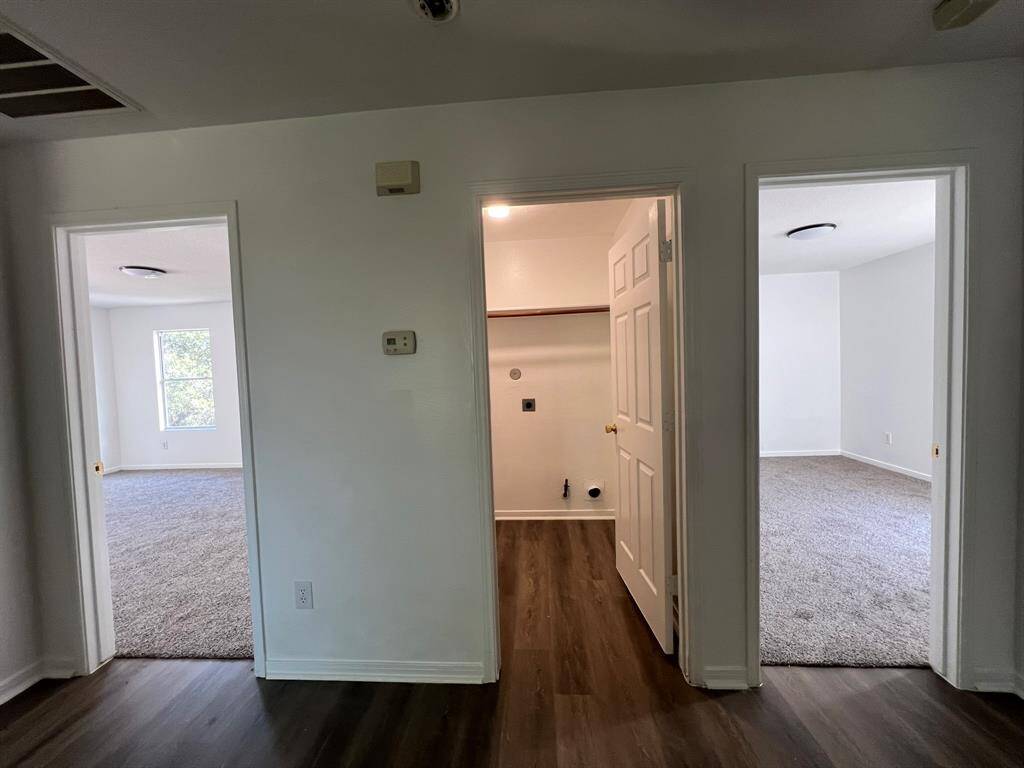 1934 Tomlinson Trail Drive, Houston, Texas, 77067-3925 Harris County