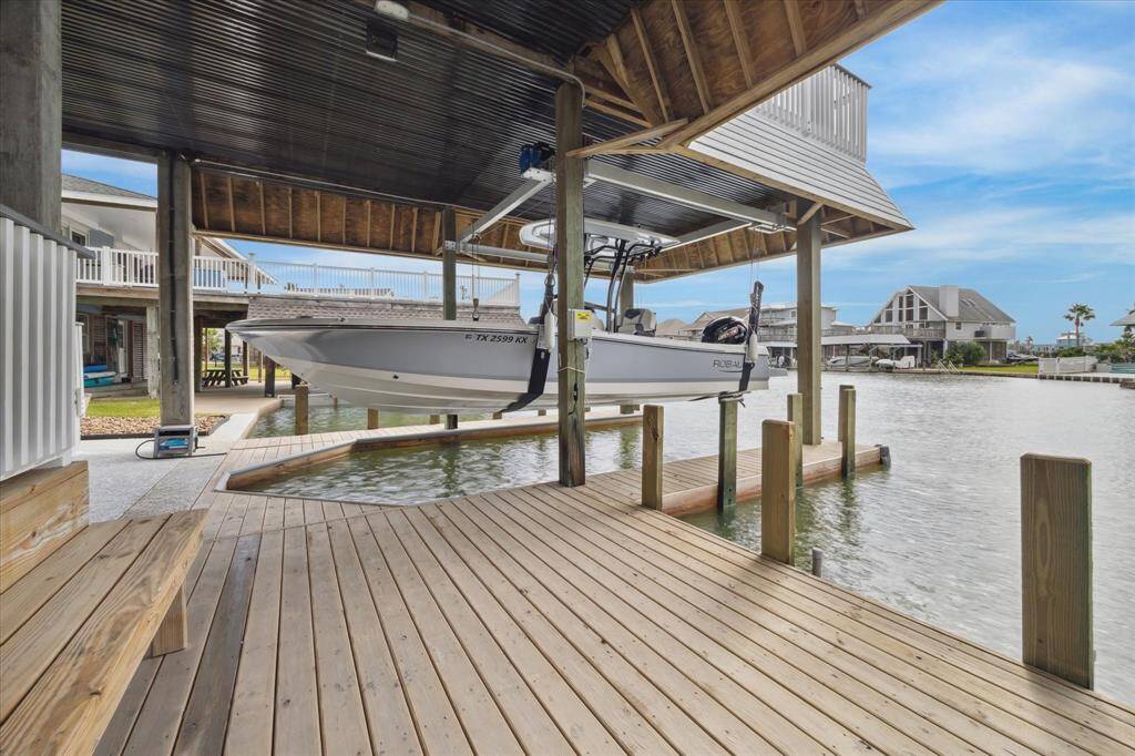 Dock