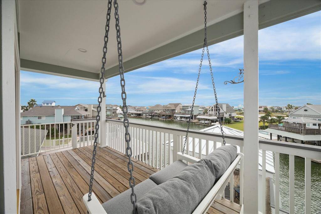 Primary Balcony