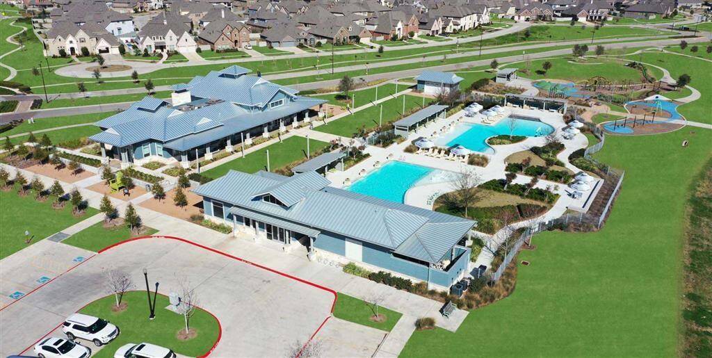 Resort Style Pools