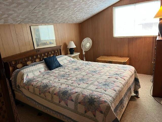 Bedroom upstairs with Queen bed