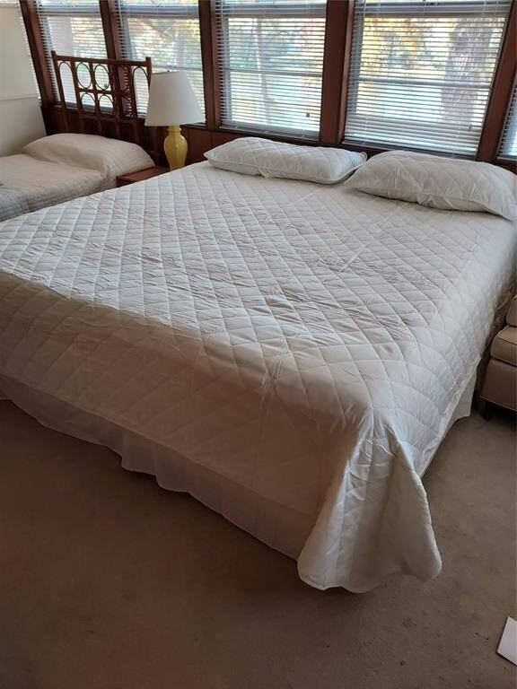 king bed upstairs