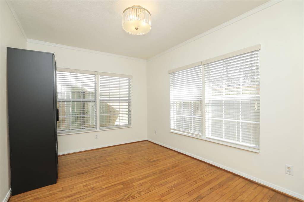 Great natural light!