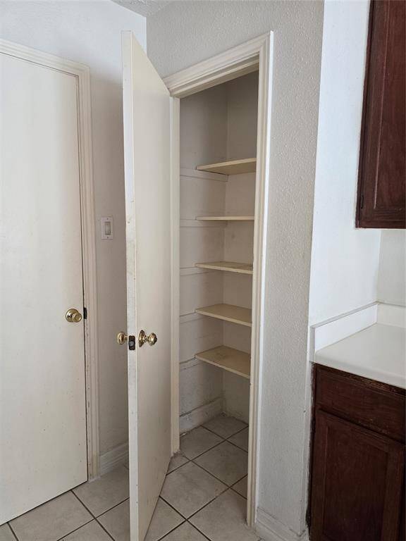 Kitchen pantry