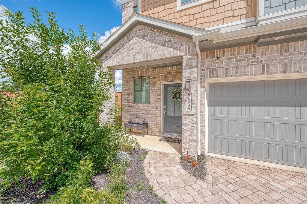 Welcome to this contemporary 3-story home in the master-planned community of Elyson. Featuring 3 spacious bedrooms and 2.5 baths, this home offers modern living at its finest. Enjoy a nice-sized backyard with a covered patio, perfect for outdoor gatherings, and no back neighbors for added privacy. The well-designed layout provides ample space and natural light throughout, making it ideal for both relaxation and entertaining. Experience the perfect blend of style and convenience in this beautiful Elyson home