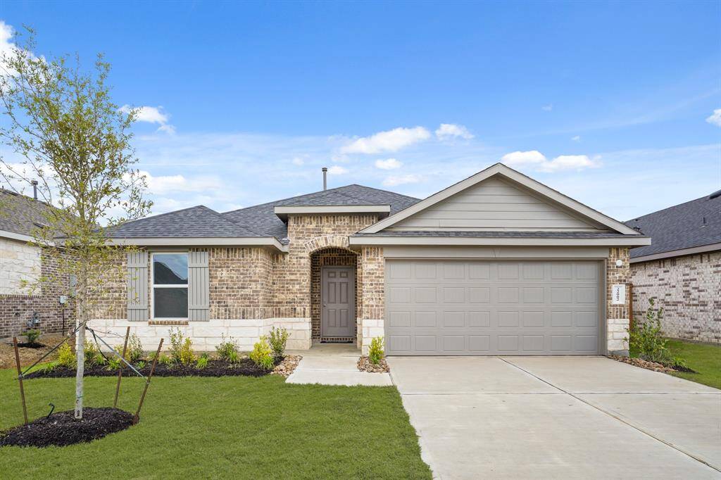 Charming Brick and Stone One Story!