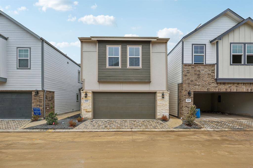 Photo is not of the actual home but is an inspirational photo of builder’s model home and may depict options, furnishings, and/or decorator features that are not included.