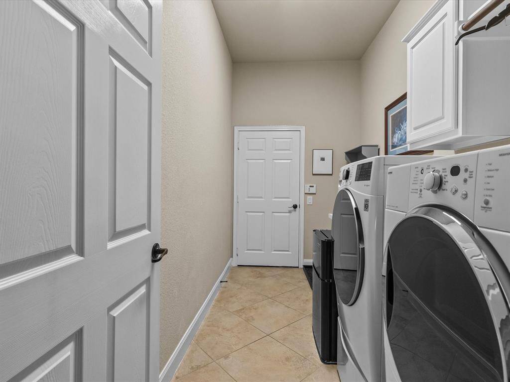 Large Laundry Room