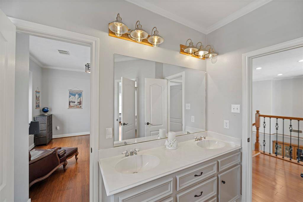 Jack and Jill bath shared by bedroom 2 and 3