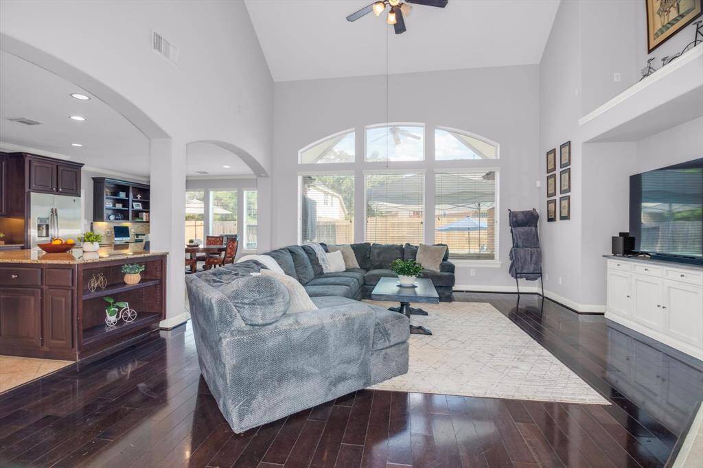 Open floor plan for ease of living and entertaining