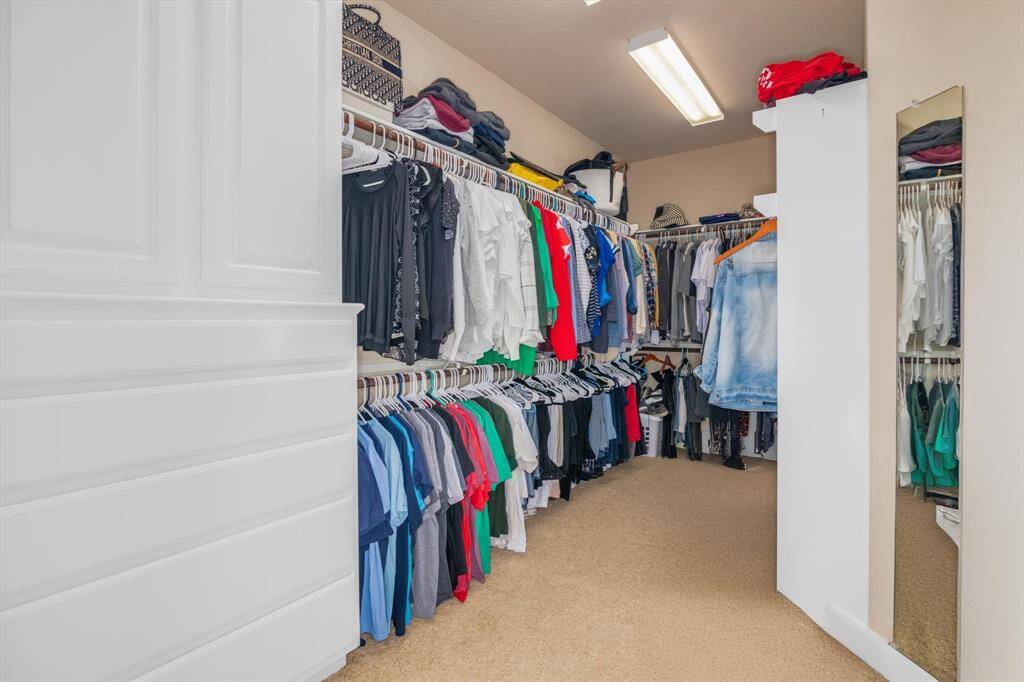 There are even built-in drawers in the master - really saves on the need for dressers and makes organizing your wardrobe easy for you