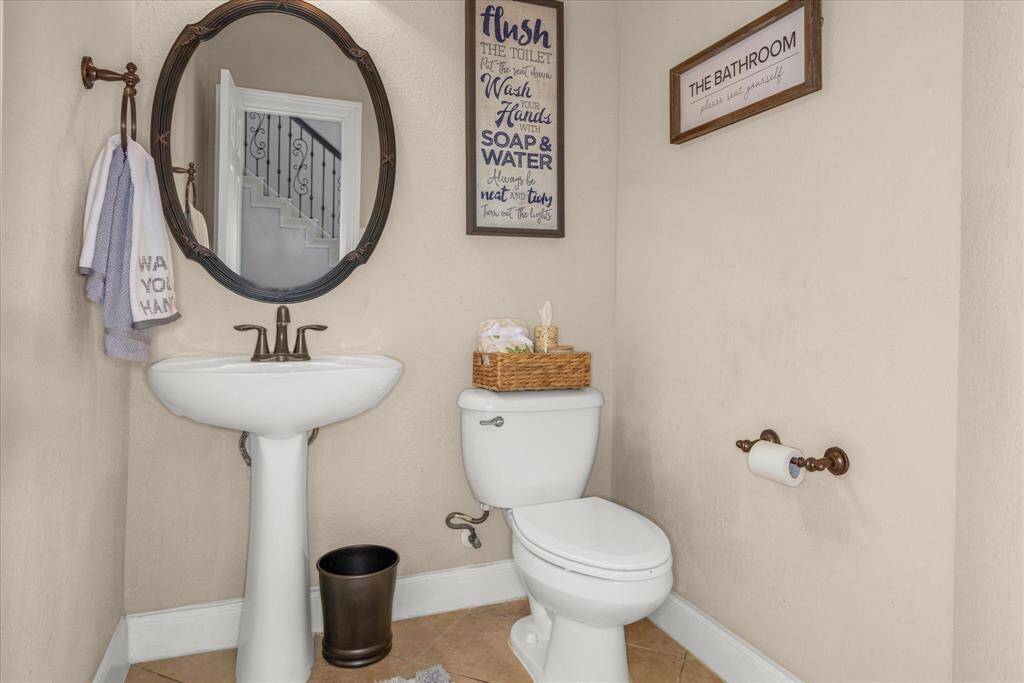 Well, almost upstairs - here's a quick peek at the guest half bath downstairs...