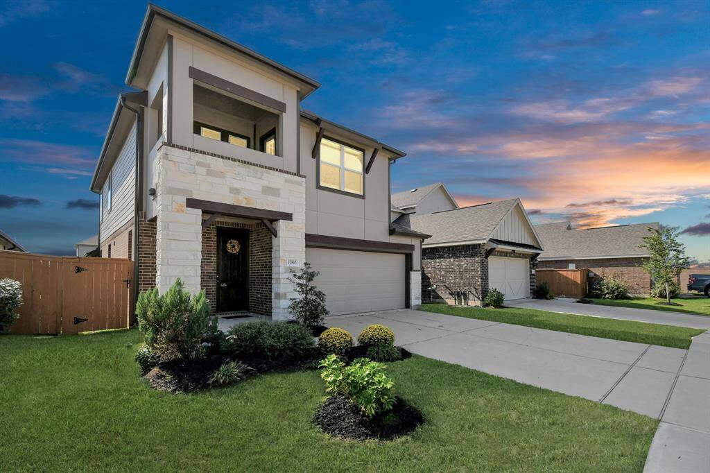Welcome to 12810 Ilderton, a beautiful recent construction home in Balmoral!