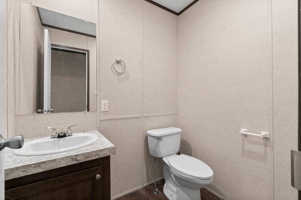 Half bathroom for your guest