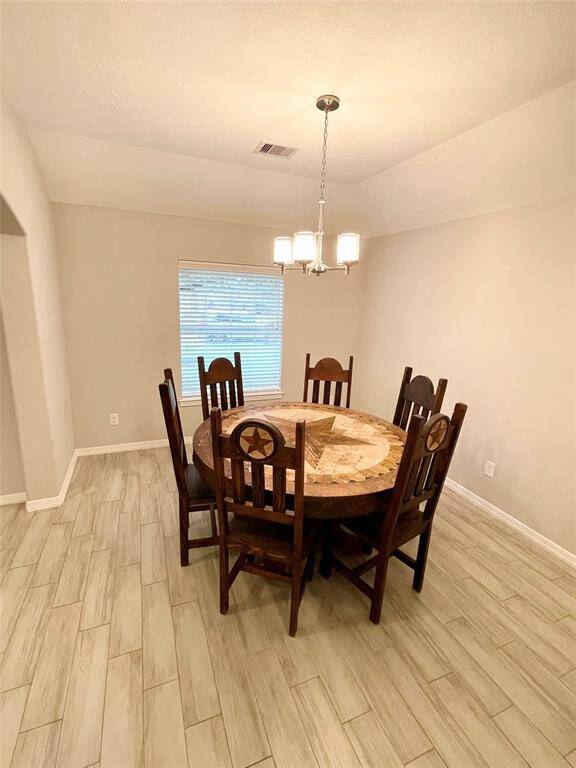 Dining room.