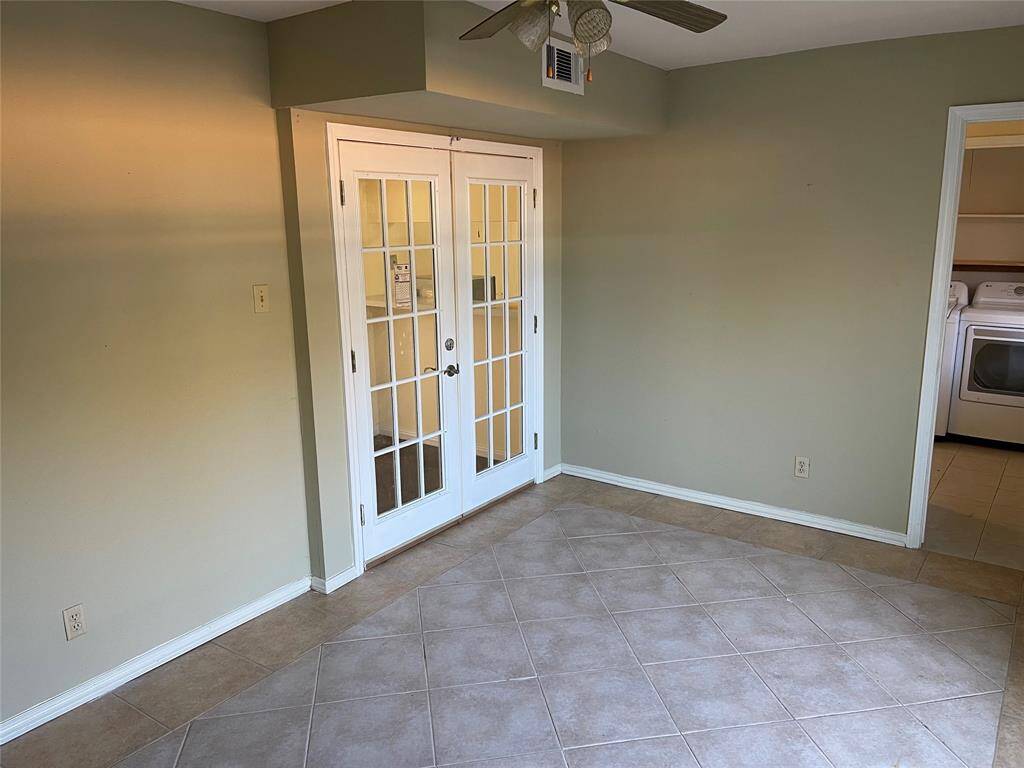 3974 Belle Park