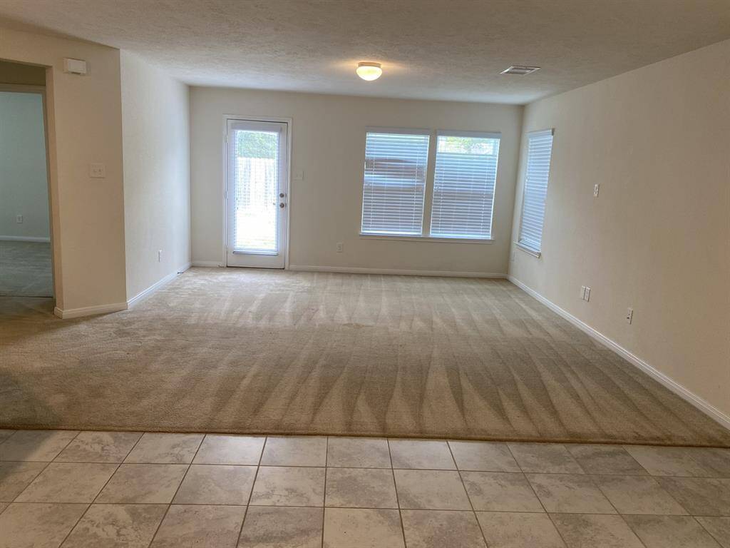 Family/Living room.