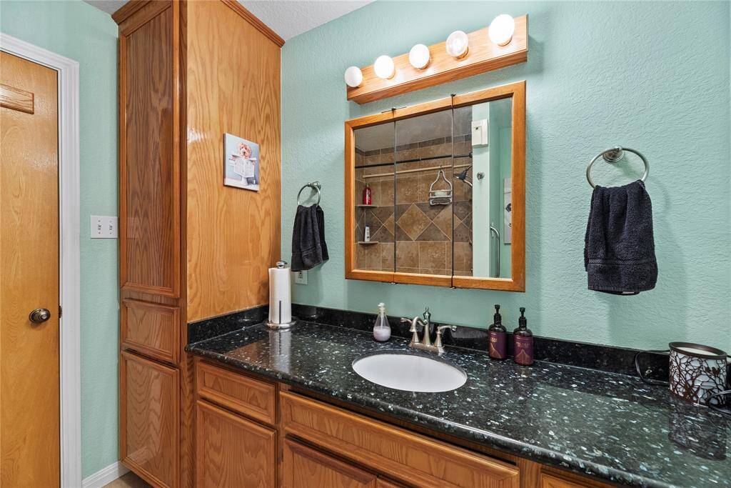 Secondary Bath