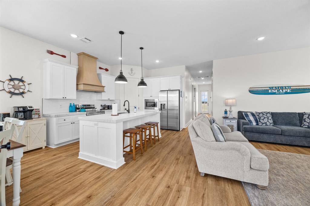 This kitchen has it all.  Perfect for that home chef in the family.