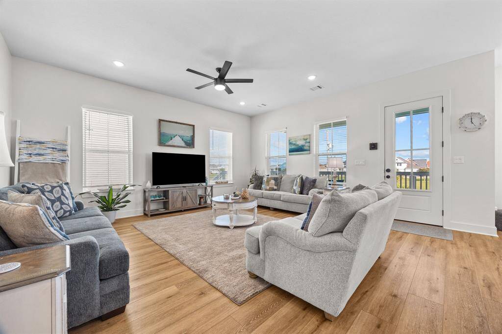 Beautiful natural light that flows through this large family room.