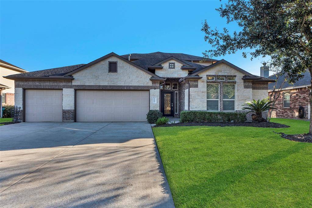 Welcome to 2506 Copper Fields in the wonderful Sterling Lakes community. Hard to find 3 car garage and 3 full baths is here.
