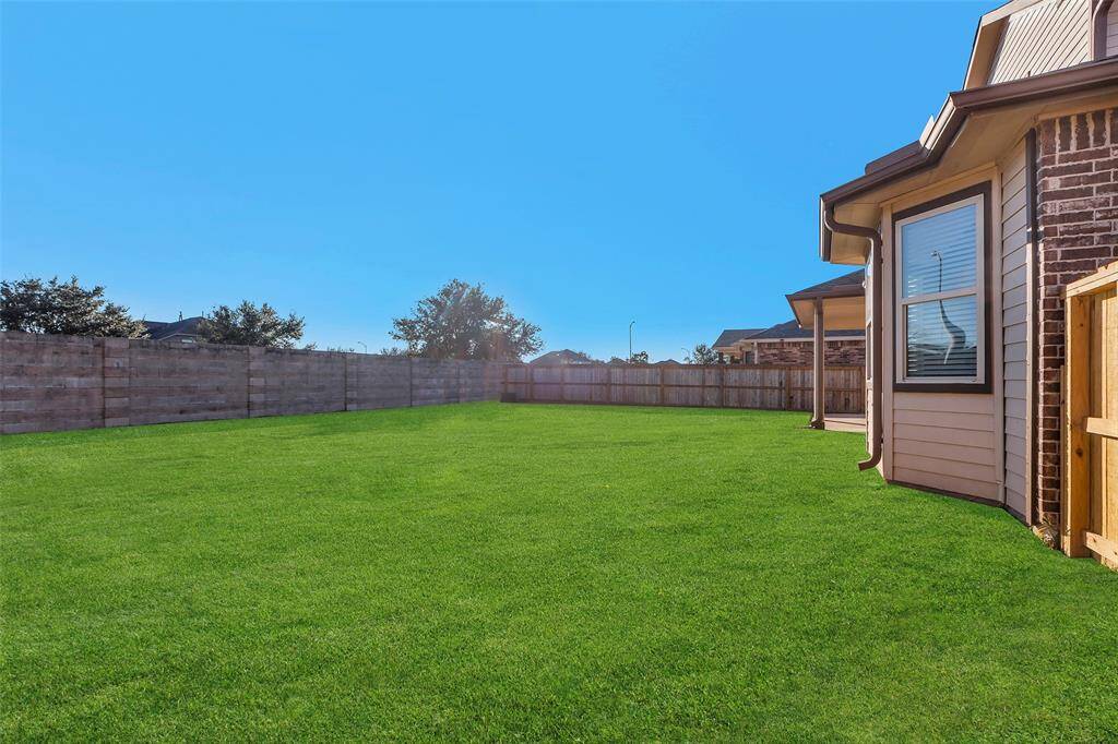 No back neighbors adds privacy and gives great sunset views.