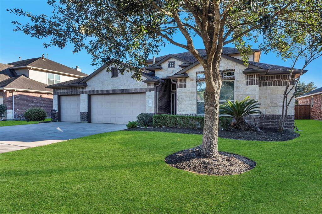 Come see what this amazing opportunity in Sterling Lakes has for you!