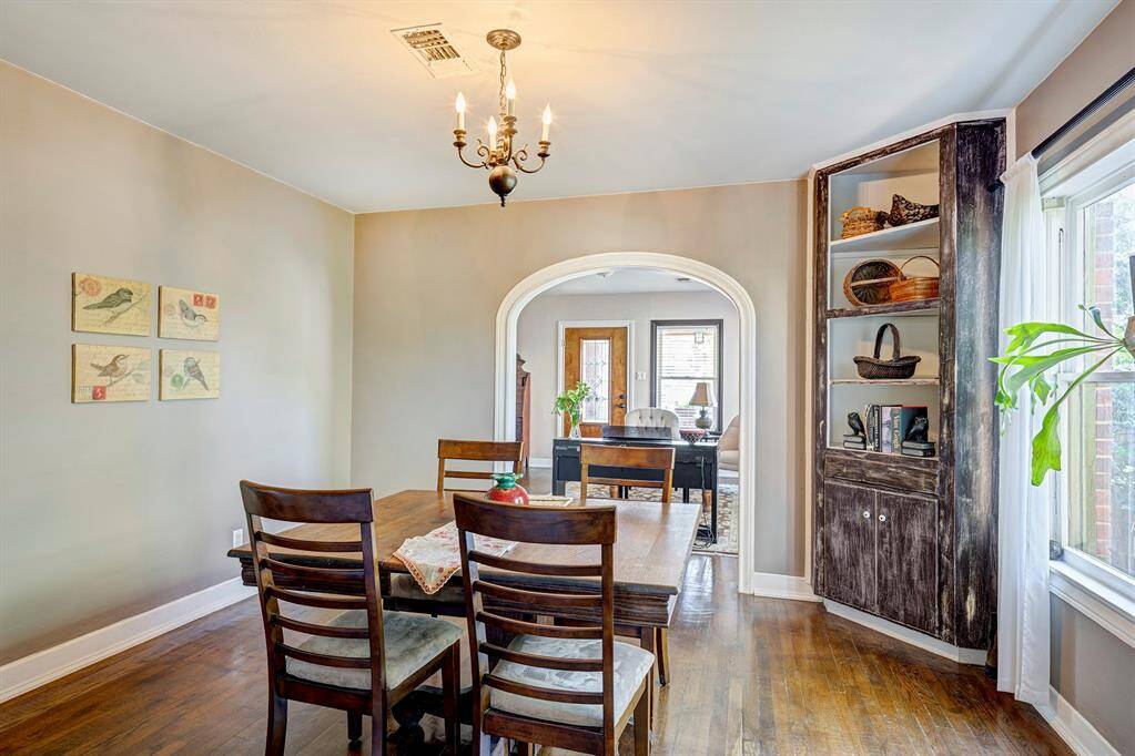 Nice size dining room with architectural elements.