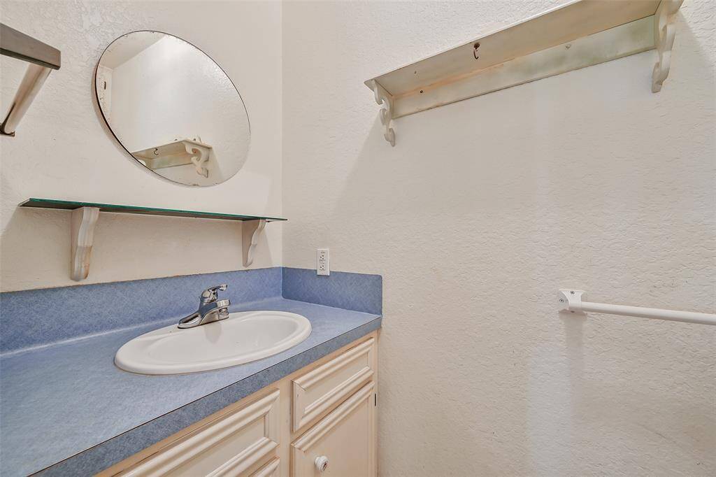 Garage half bath