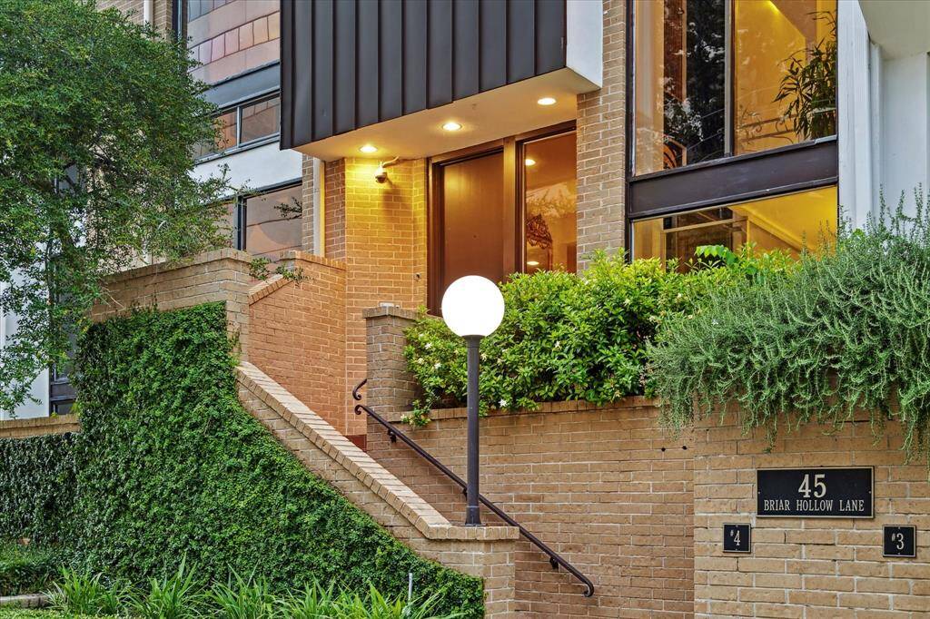 The community boasts a huge private park with walking trails, area pool and deck.