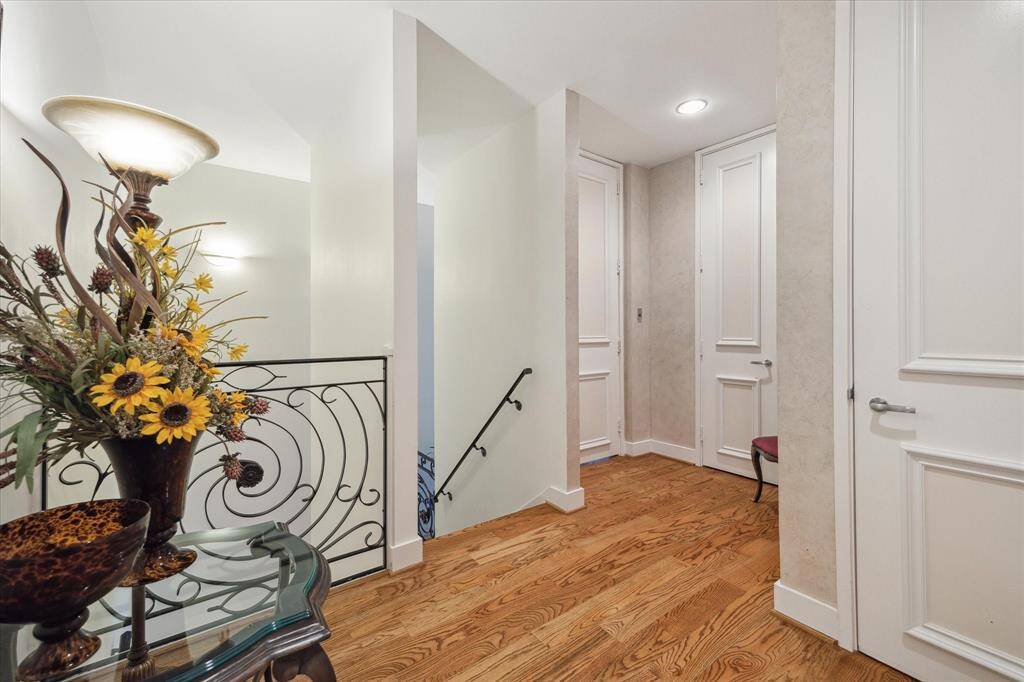 Second floor stair landing