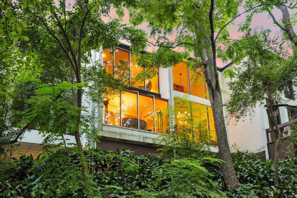The rear view of the beautiful townhouse.
