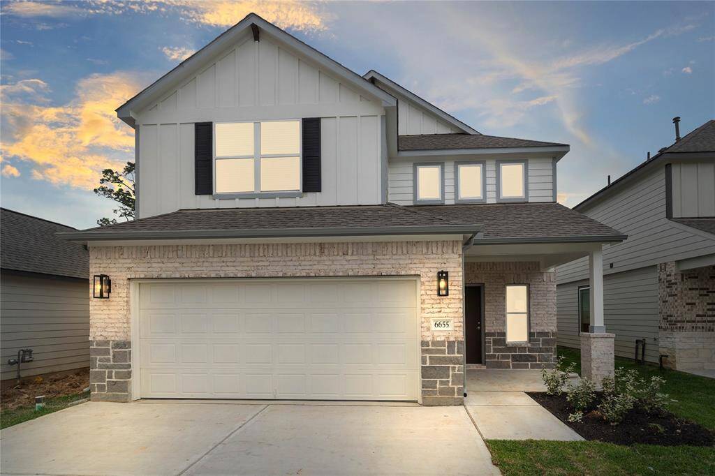Welcome home to 6655 Old Cypress Landing Lane located in Cypresswood Point and zoned to Aldine ISD.