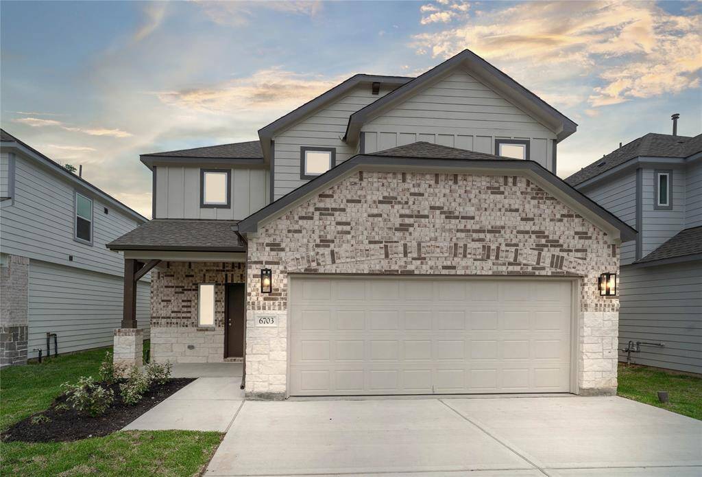 Welcome home to 6703 Old Cypress Landing Lane located in the community of Cypresswood Landing and zoned to Aldine ISD.