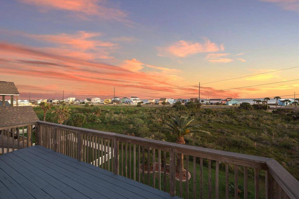 With a private balcony directly off of the owner's retreat, this is the tranquility that you have been dreaming of.