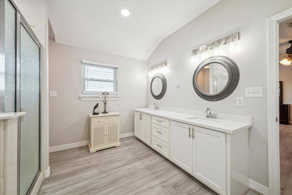 Another view of the primary restroom.