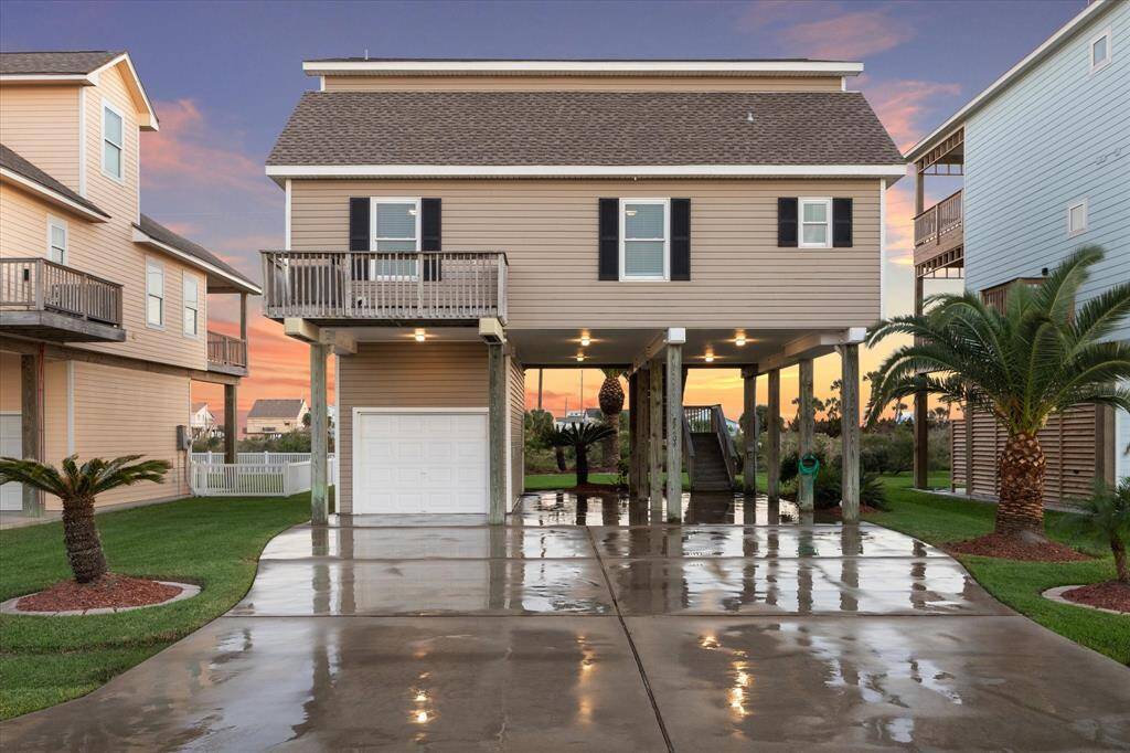 Meticulously maintained, this home is move in ready. Offering an oversized one car garage, and two additional covered spaces for a boat or RV.