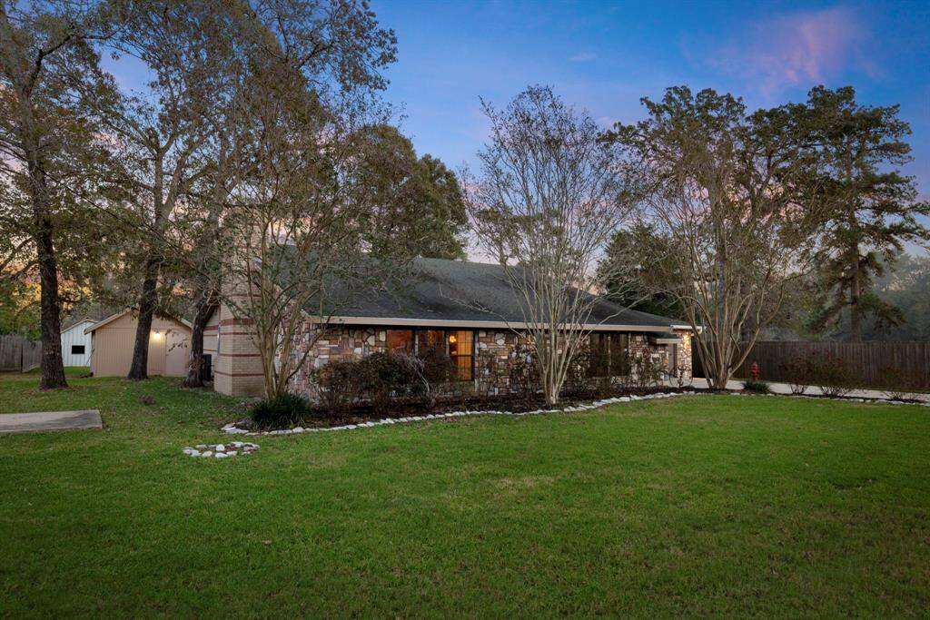 3 Bedroom, 2 Bathroom house, Move-in Ready