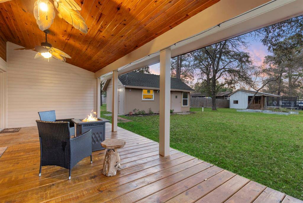 Emerge onto then deck from then Master Bedroom, Kitchen or the Garage