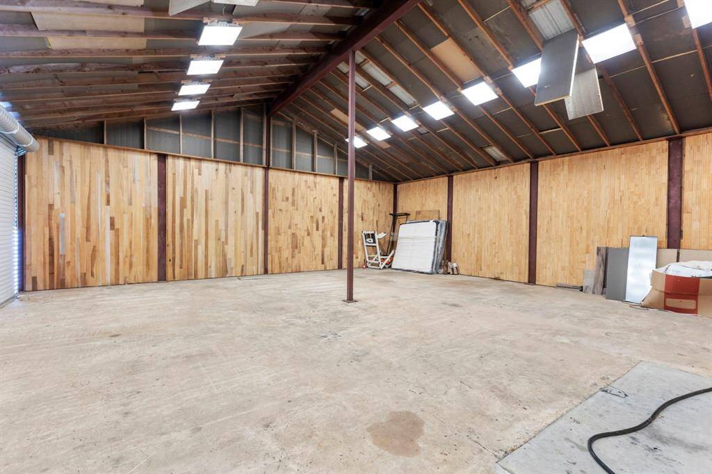 Cemented Floor with 2 big Roll up Doors