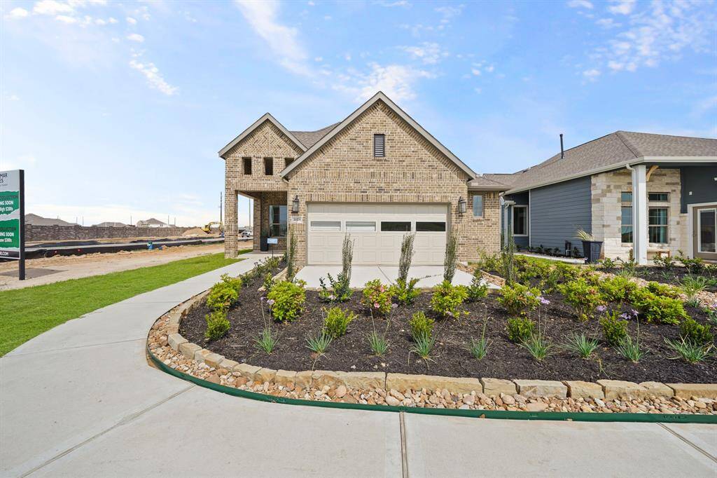 Photos are REPRESENTATIVE of the home /floor plan and are NOT of the actual home. Selections, features, and room options may vary. For more info., contact Chesmar Homes.