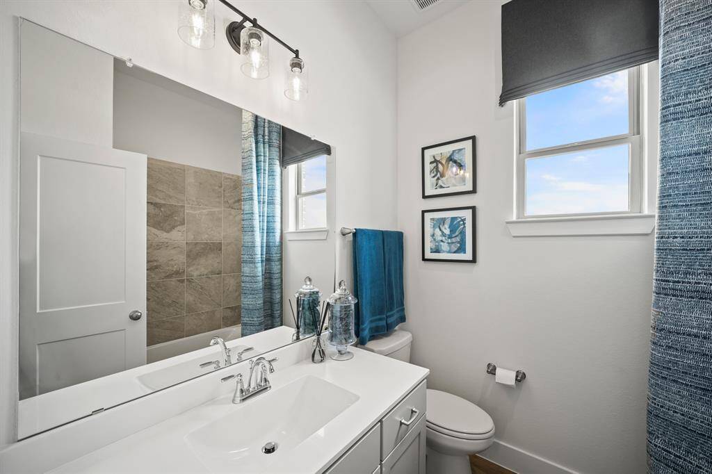 Photos are REPRESENTATIVE of the home /floor plan and are NOT of the actual home.  Selections, features, and room options may vary.  For more info., contact Chesmar Homes.
