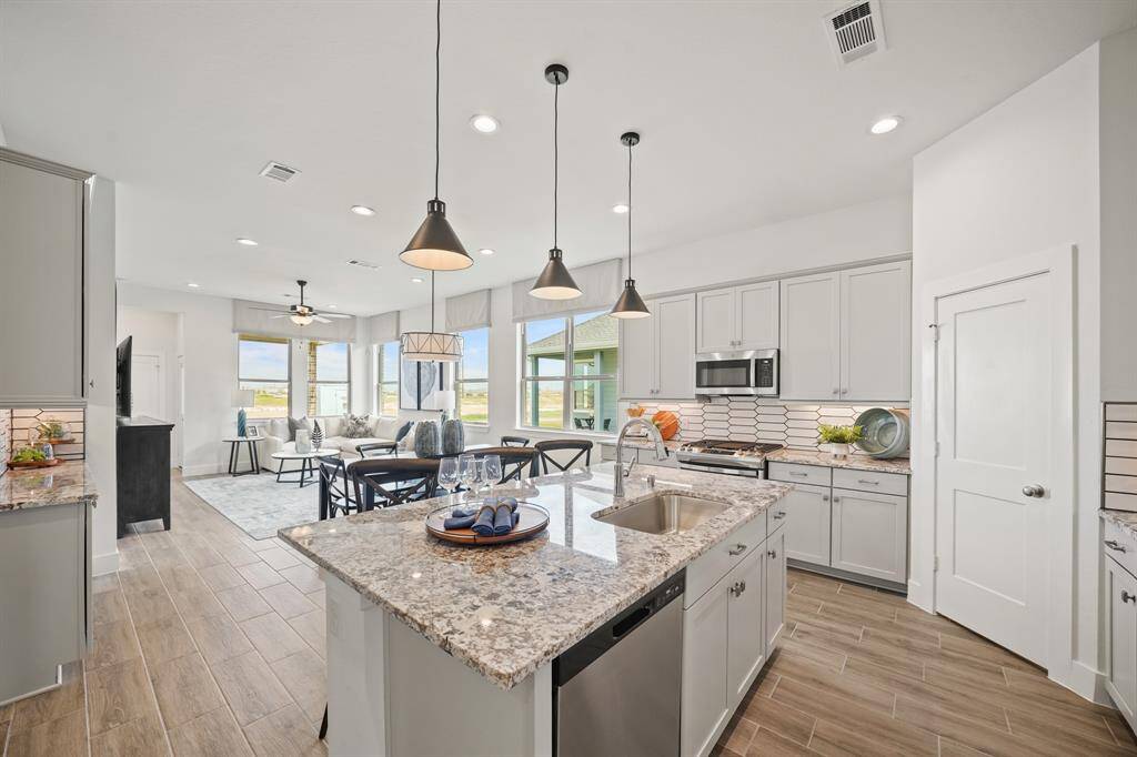 Photos are REPRESENTATIVE of the home /floor plan and are NOT of the actual home.  Selections, features, and room options may vary.  For more info., contact Chesmar Homes.