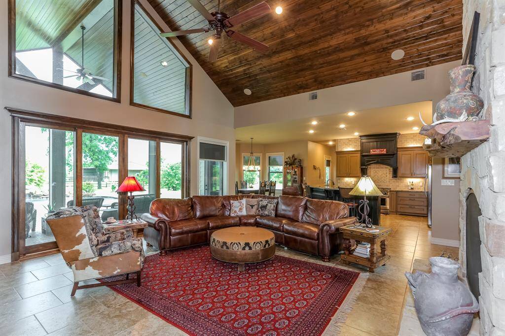 Large windows and sliding door bring the outside indoors!