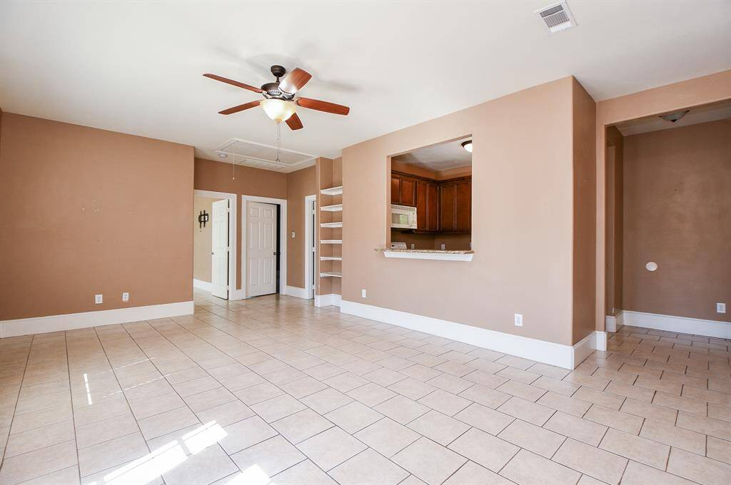 second view of the living room at guest quarter.