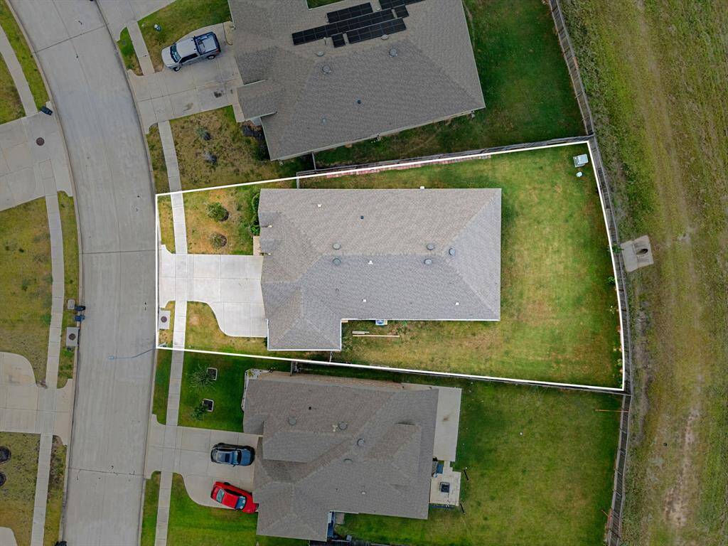 Large lot allows plenty of space for a pool.