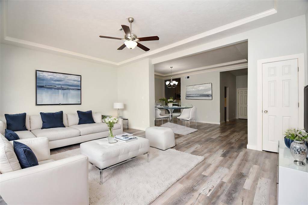 Family Room looking into Dining Area
