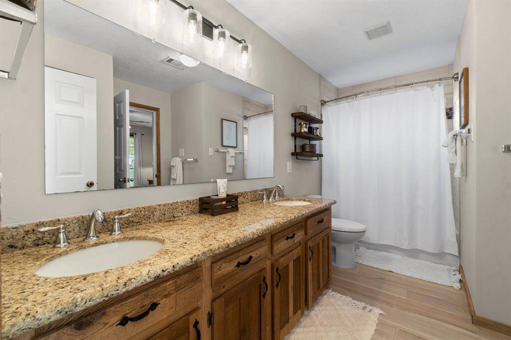 Main Bath downstairs
