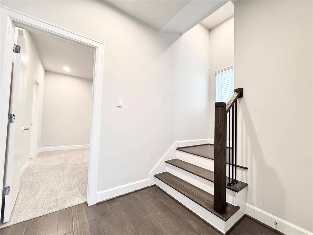 First floor - entrance