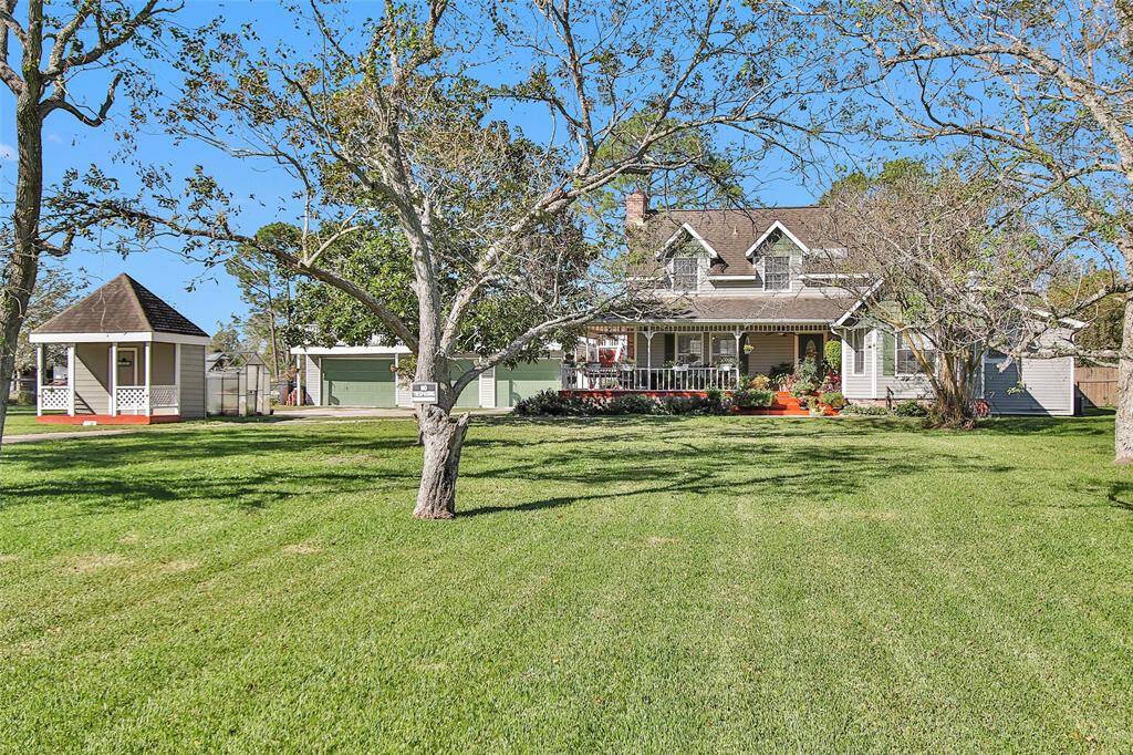 Back outside, this home thrives on indoor/ outdoor living.